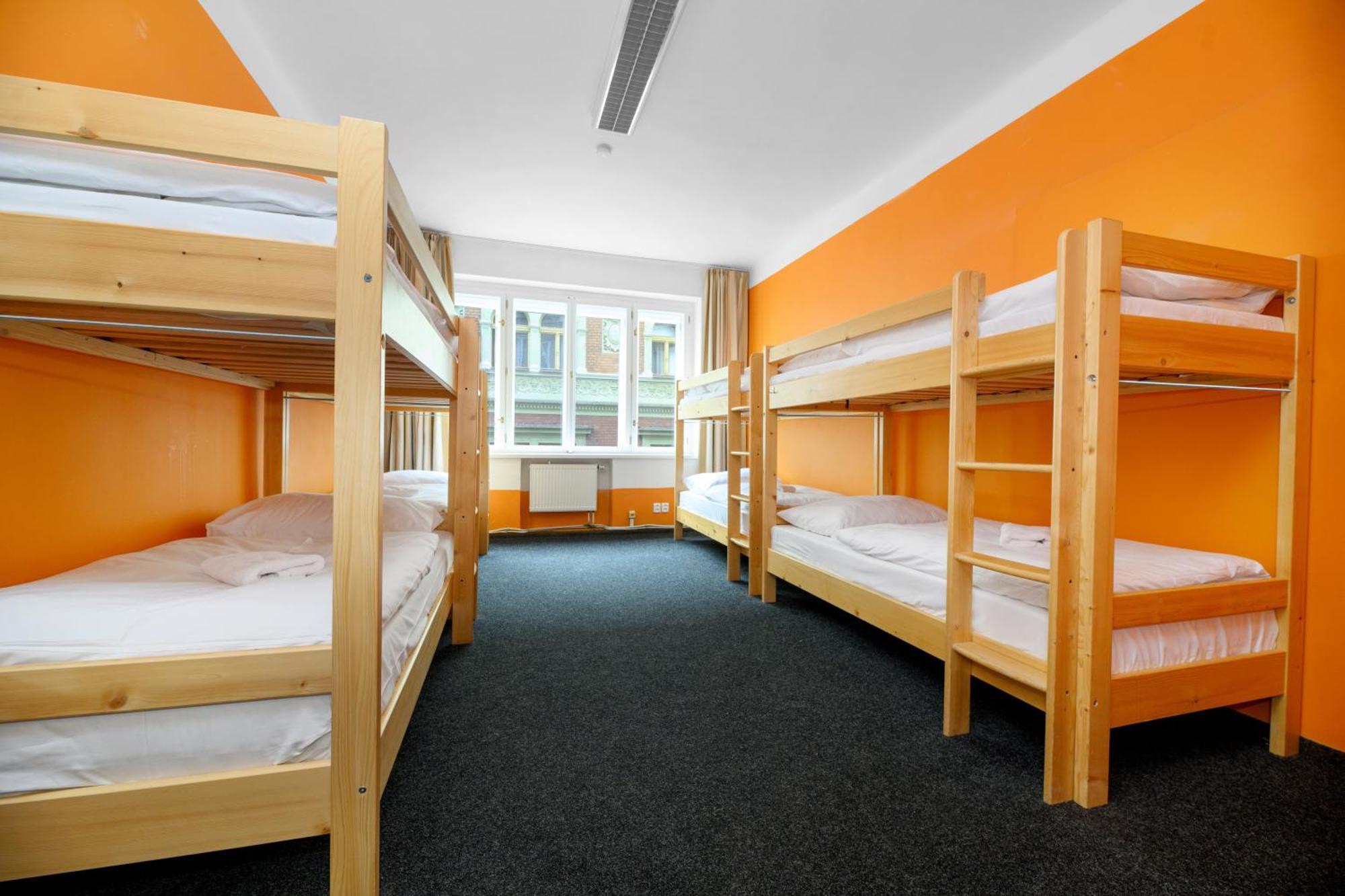 Benedikt City Center Hostel Prag Exterior foto