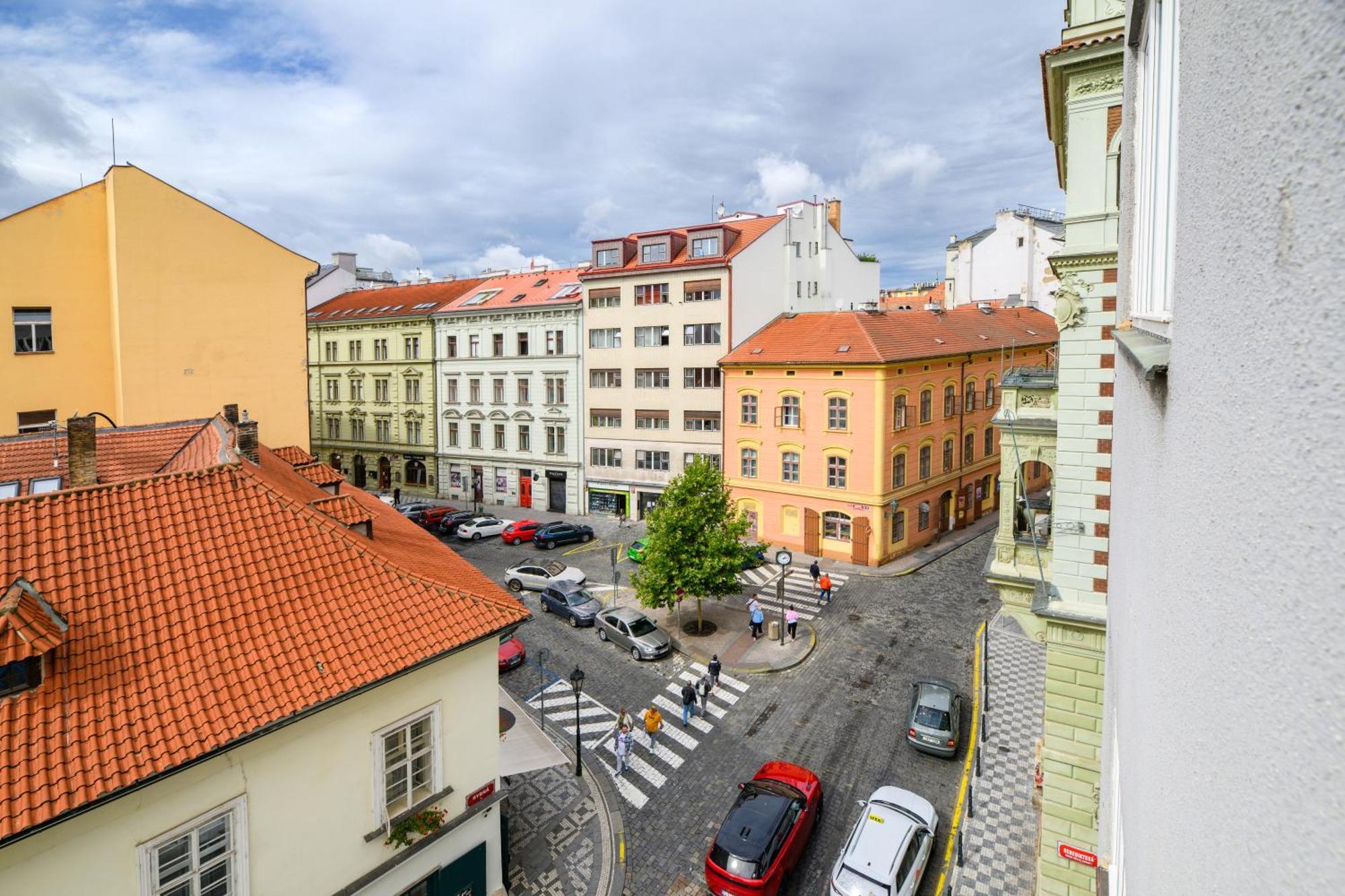 Benedikt City Center Hostel Prag Exterior foto